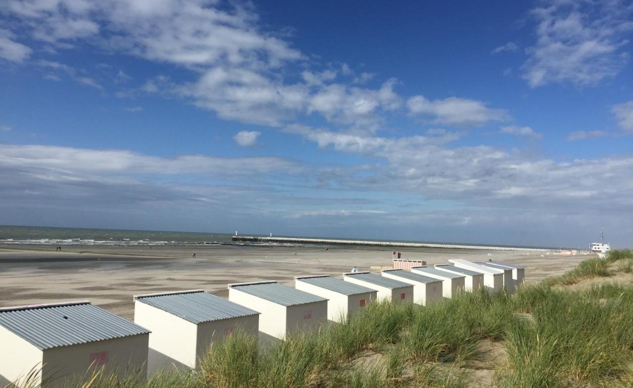 Penthousestudio Gaudi Met Zonneterras En Zicht Op Zee Apartamento Nieuwpoort Exterior foto
